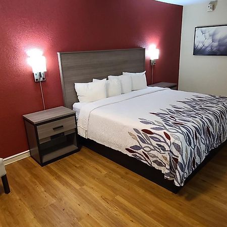 Red Roof Inn & Suites Cornelius - Lake Norman Buitenkant foto