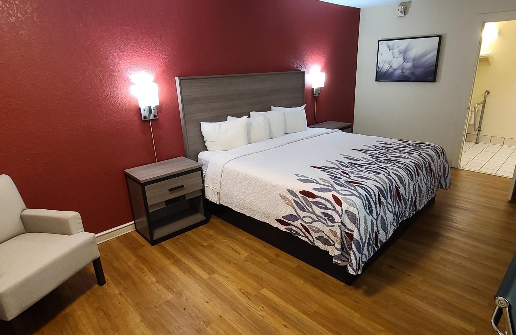 Red Roof Inn & Suites Cornelius - Lake Norman Buitenkant foto